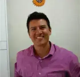 Dr. Miguel Méndez Solano